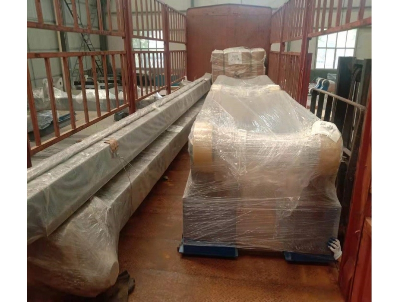 發(fā)往江蘇操作機(jī)滾輪架。。。