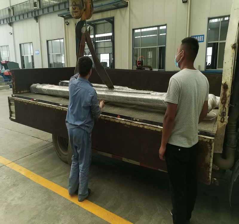 北京沃爾丁的操作機，發(fā)往長春